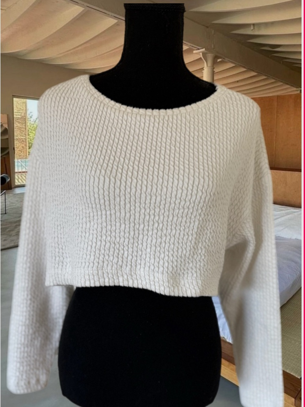Cropped White Knit Sweater - Women Sweater ZARA TRAFALUC Size S
9 SUMMER 2017
